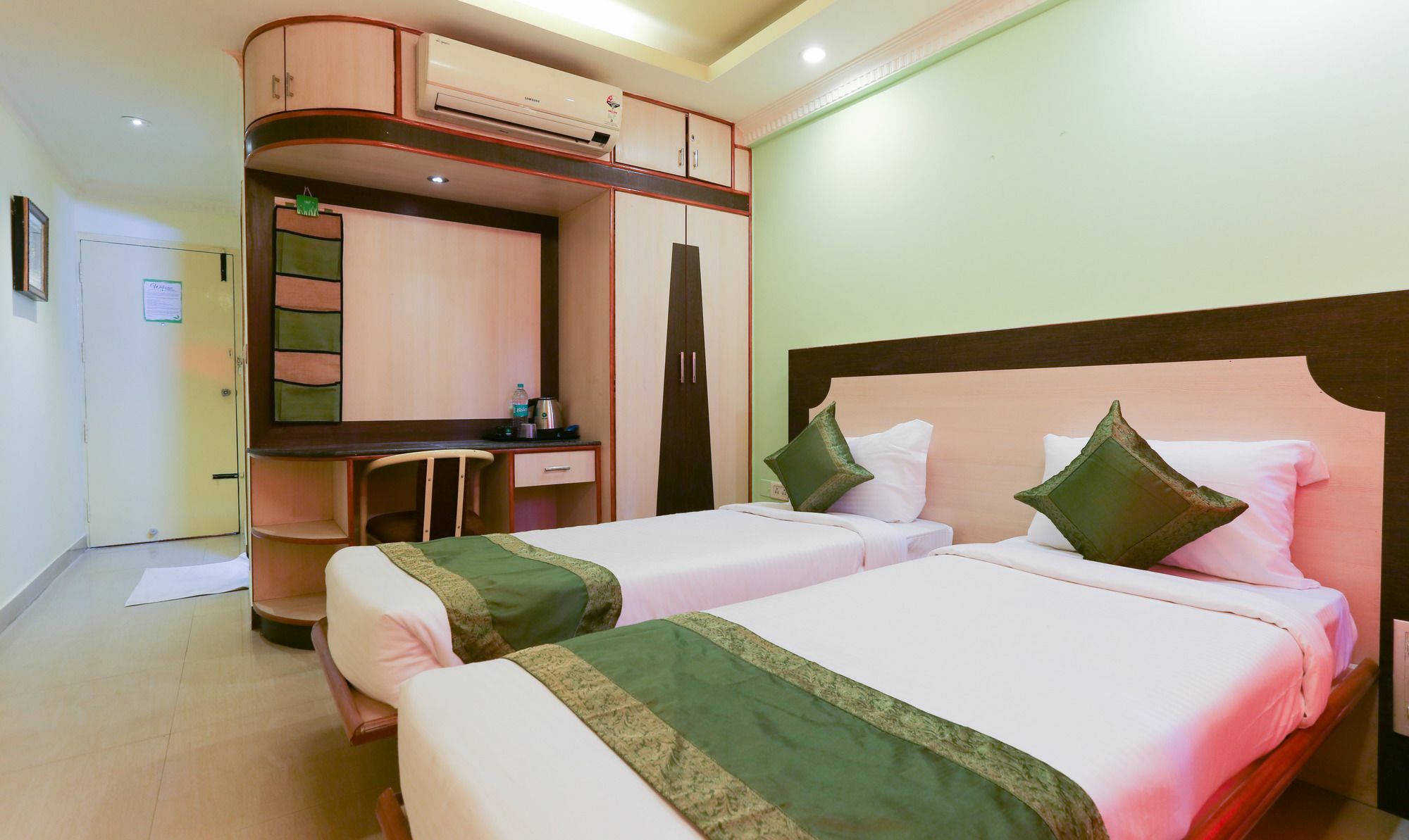 Treebo Trip Grand Regency Ξενοδοχείο Μπανγκαλόρ Εξωτερικό φωτογραφία
